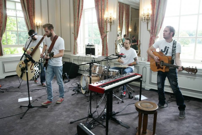 10644799_812175845472377_4699017191709654176_n